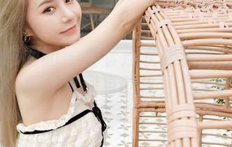 Feilin嗲囡囡 – 全套连衣裙流出！施忆佳KITTY这回真的是努力了。