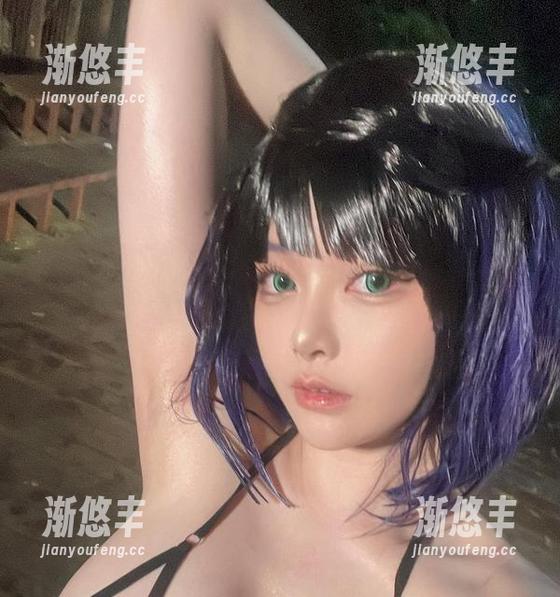 这套Hachi小芭的MashKyrielight套图让我一直戳屏幕，下载吧！