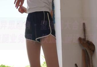 IESS异思趣向 – 壁纸超大合集，小婕的美腿业务员，快加入腿迷行列吧