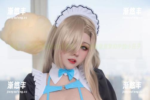 看到KANEKO咔喵在水手服里，全集原图像是梦幻中的小日子。