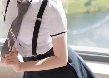 MFStar模范学院 – 米亚Mia在海边的萌态——这张图下载一发，让浪花也感到羞涩！