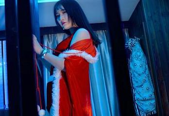 PANS – 最新粉色佳作，维尼真会抓住大家的眼球，不服不行！