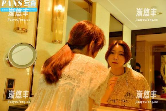 PANS写真 - “李沫和她的瑜伽，图片好像念念不忘的美妙幻影。”原图中每个动作都让我想追求极致。