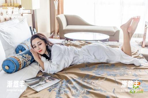 TGOD推女神 - 高清赵伊彤来袭，资源多到让你怀疑人生可爱极了