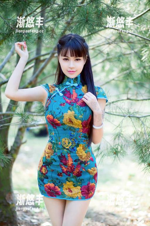 TuiGirl - 纯小希校园之旅，高清记录，分享一下那份青涩的灵动。