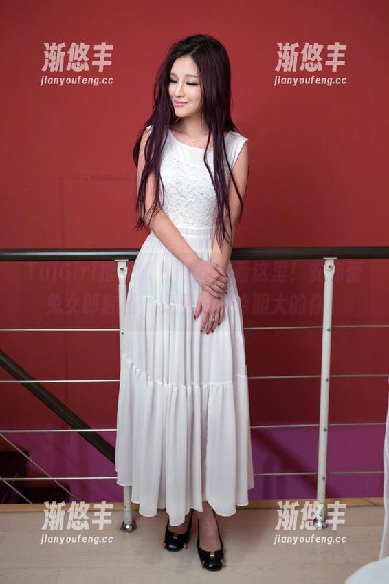 TuiGirl推女郎-安沛蕾 TuiGirl推女郎 - 咳咳,看这里!安沛蕾兔女郎套图,免费提供给胆大的你!