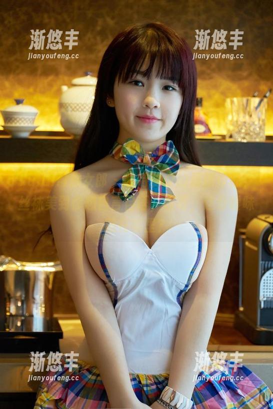 TuiGirl推女郎 - 模特林夕的最新作品，丝袜美到你想自言自语，哎呀，这份暧昧藏在哪里？