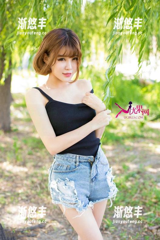 UGirls尤果网 - 对的，张美荧就这样穿校服，原图下载快来收藏吧。
