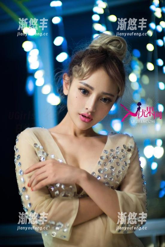 UGirls尤果网 - 你见过原图吗？谭晓彤的白丝写真，确实是让人躲不过的魅力。