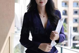 Xiuren秀人网 – 小蛮妖_honey最新写真：修女的日常，随性而来