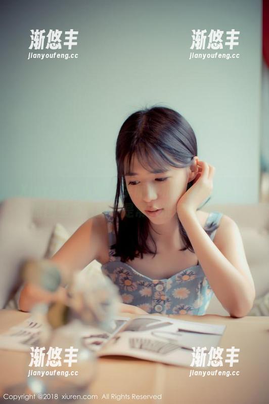 Xiuren秀人网 - 李丽莎和她的死库水：原图里藏着的不是常人能懂的默契。
