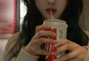 Xiuren秀人网 – 软软酱的最新写真集，日常，看看她的生活随拍吧