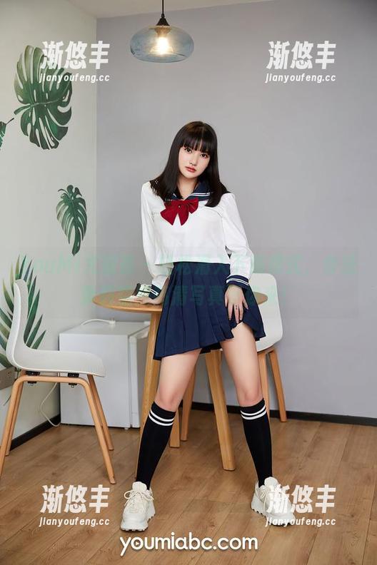 YouMi尤蜜荟-合法萝莉 YouMi尤蜜荟 - 轻松滑入下载模式,合法萝莉空姐高清写真等你来!