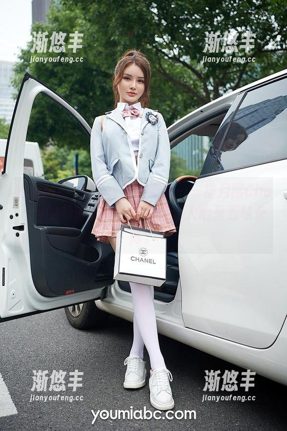 YouMi尤蜜荟 - 套图更新——绯月樱Cherry的和服之美，这回又让人心里五味杂陈。