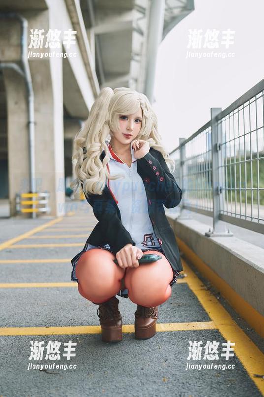 来吧，朋友！puypuychen的Hanekawa写真集，资源带你飞！