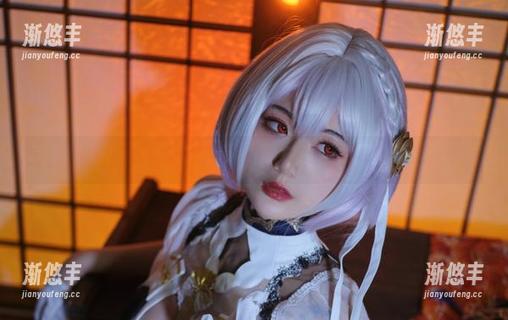 一米八的大梨子的写真精选里，有没有你豁然开朗的黑贞兔女郎？