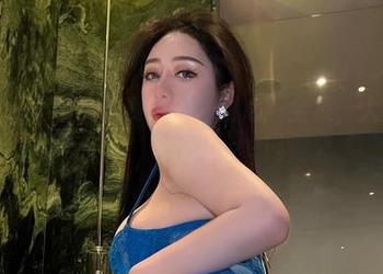 微密圈 – 不爱笑的赛琳的‘甜心’全集，大胆下载，你敢吗？