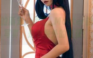 壁纸界的新宠:伊喵_Master的体操服写真,是个意外的收获!