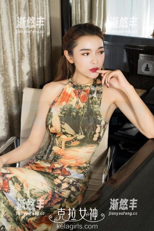 克拉女神 - 她的黑丝，让宋黛的照片合集充满了一种说不出来的诱惑。
