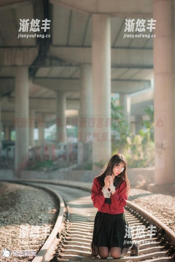 原图在线，兔玩映画四宫辉夜，一不小心就沦陷在这气质里。