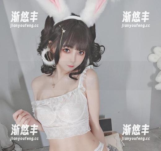 名赖弥七 打卡名赖弥七的皮衣分享,话说这个look好,值得尝试吗?