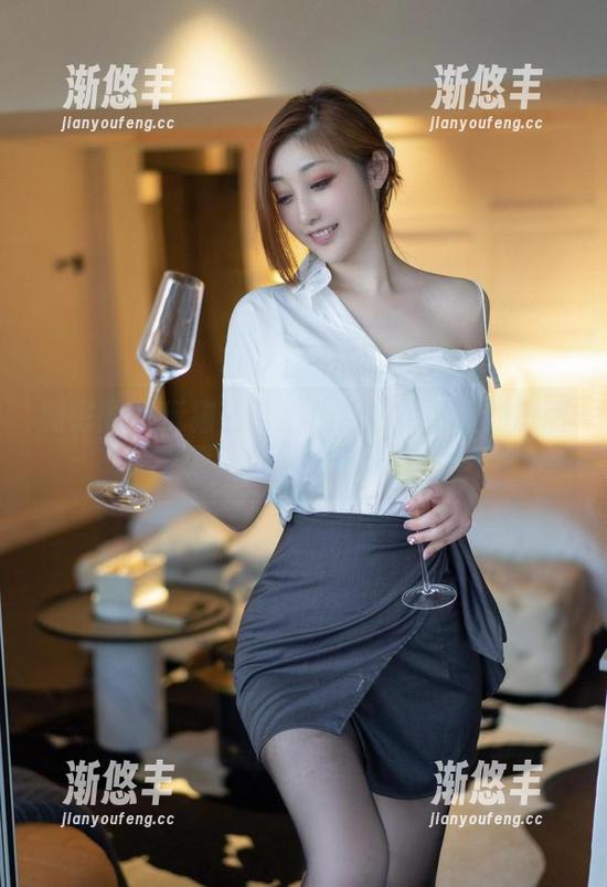 周妍希 微密圈 - 玩猫三百招:周妍希与喵的原图更新四十种玩法!