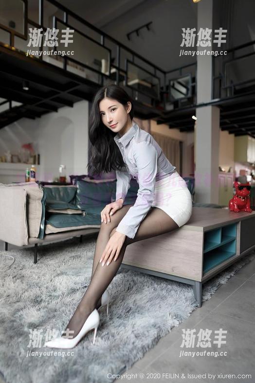 嗲囡囡 - 婚纱精选：娜依灵儿能弥补我刚才看到的失望吗？