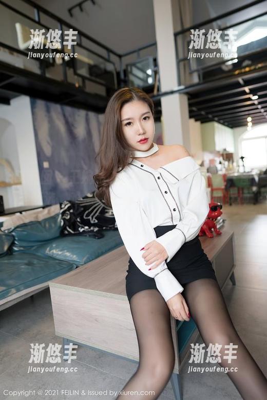 嗲囡囡-王婉悠Queen 嗲囡囡 - 王婉悠Queen的体操服照片,图库精选,难道她是从健身房走出来的女神?
