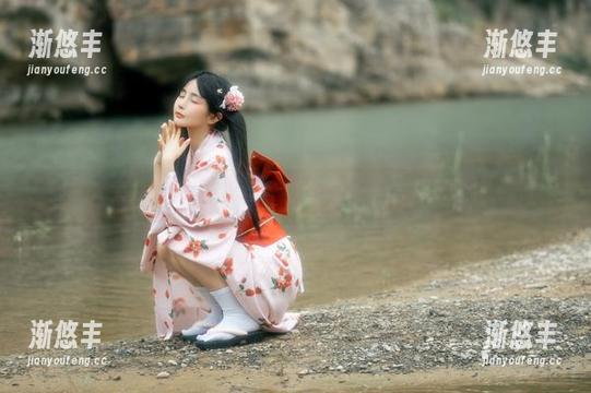 失眠小宁的裤里丝写真，可不只是穿在身上的