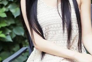 头条女神 – 高清长筒篮球图包，琳琳自拍时的神情我脑补了一万遍。