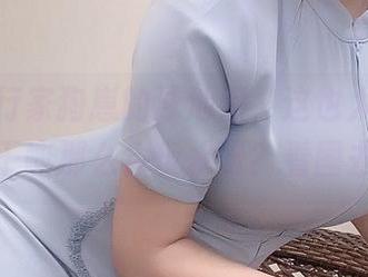 啊,奇行家狗崽的泳池照,这也太秀了吧,干嘛那么会玩水呀?看图去!