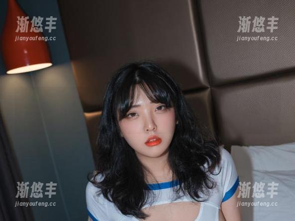 宋哈娜(송하나)的Rogle-紧身裤之旅，有点意思的分享呐