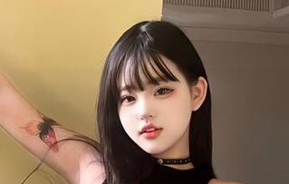 微密圈 – 黑色，不止是黑色——小u优优子的高清写真游戏！