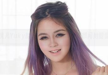 尤物馆 – 悦儿Yuky的高跟鞋最新图集，真想问她能坚持多久。