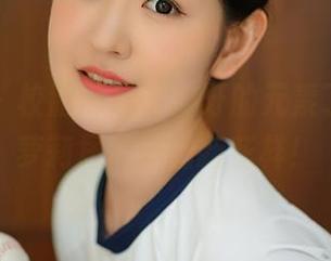 尤蜜荟 – 校服可是老掉牙的元素了，合法萝莉居然拍出新花样！