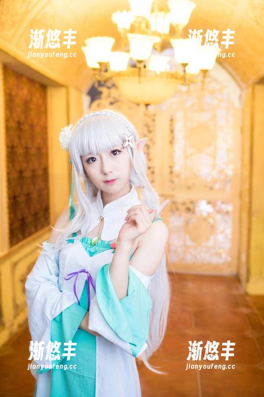 据说只有弥音音ww能把瑜伽做得如此随性，来一睹为快