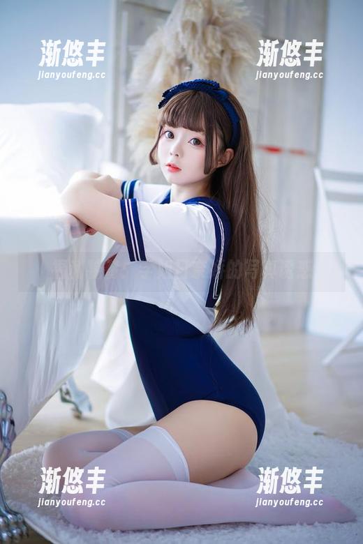 日奈娇 福利饕餮:学姐日奈娇的写真诱惑