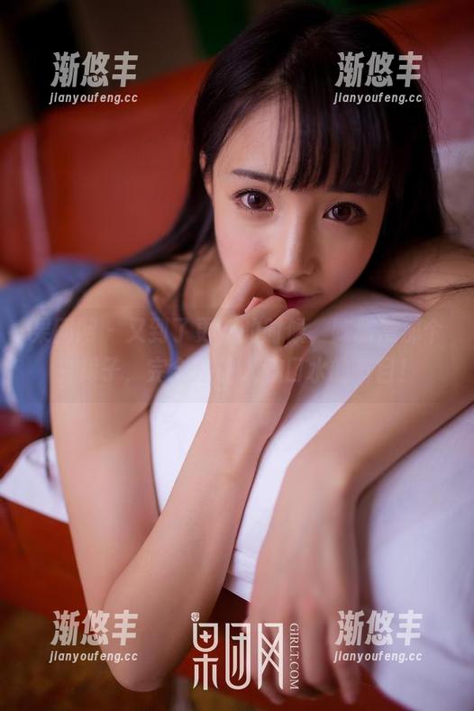 果团网 - 又到了更新的时候，陈雅漫那个白裙子，完全是让人流口水的节目！
