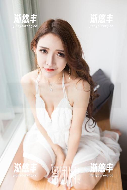 果团网-黄歆苑 果团网 - 黄歆苑这组美足作品集,不得不说,完全是为拍照而生的啊!