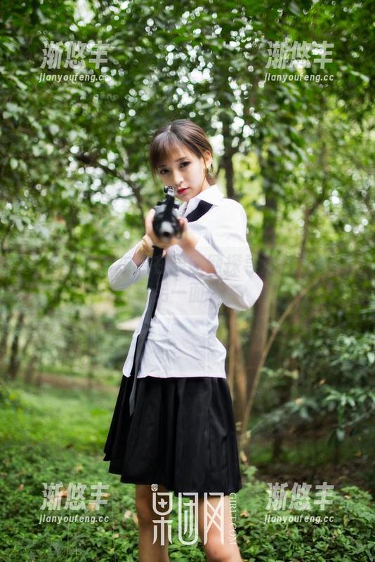 果团网 免费写真发布!在果团网探寻清纯尤物的另一面…