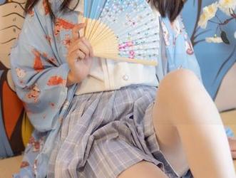 森萝财团 – 在小梓的花嫁图集里，婚纱居然长了一对翅膀