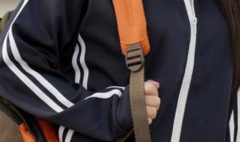 模范学院 – 写真界的古怪小精灵youOvOyou与她的网盘带来的奇特丝袜