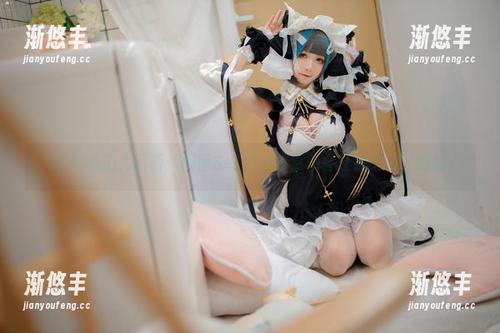 学妹私拍大解析：樱落Selena果然不会让我失望，哈哈