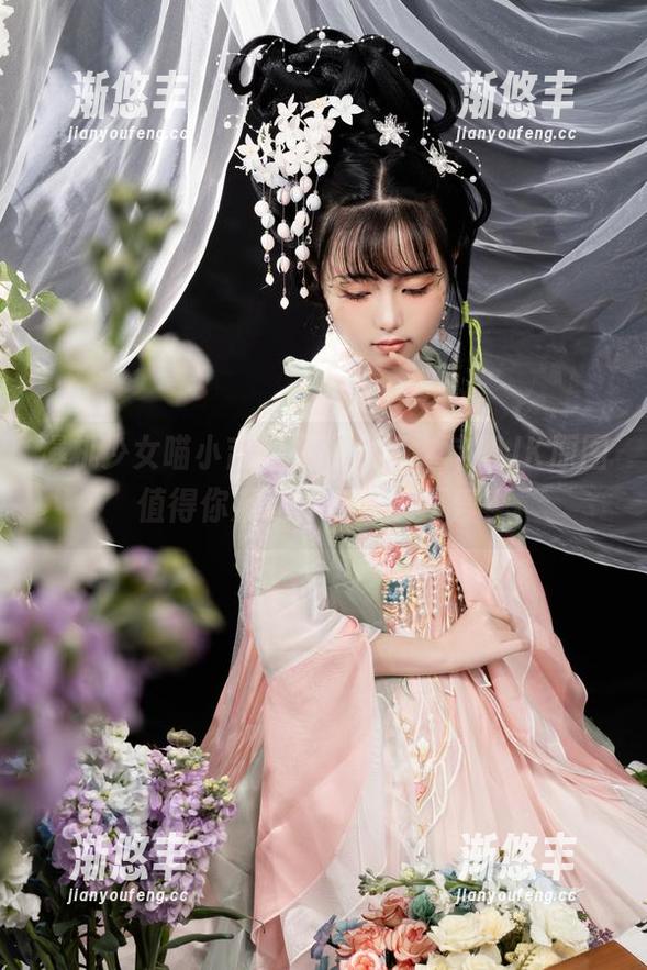 爆机少女喵小吉的福利分享，这组JK原图值得你沉迷，能不能不爱？