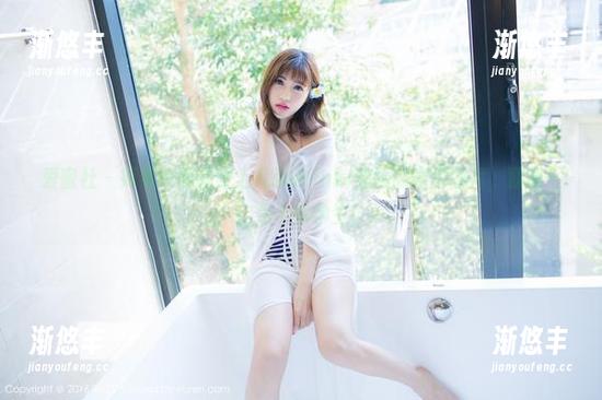 爱蜜社 - 如果校服能穿上几张Winki丝姬的高清图片，那我一定是个乖学生！