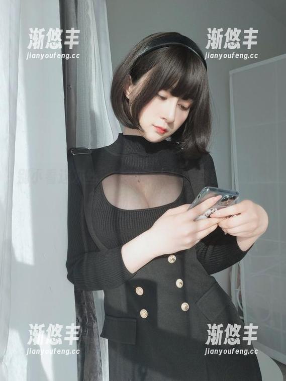 白银81 别小看这灰丝,全套已上线,白银81的最新作品等你下载!