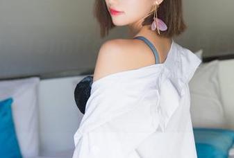 秀人网 – Jennifer小若的“白色”图集，怎么没有一点圣光？看起来还挺真实的！