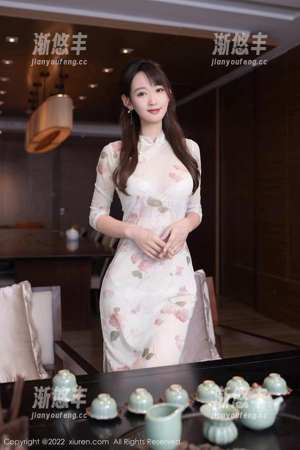 秀人网 - Niki可雅的女神套图，截图无所谓，下载才是王道！