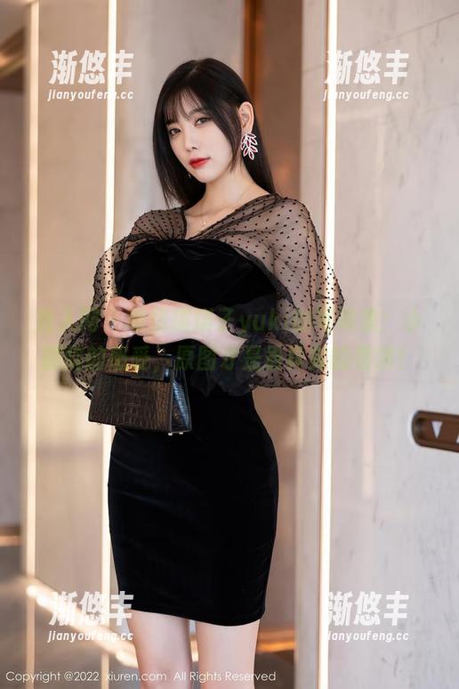 秀人网-优琪琪子yuki 秀人网 - 看优琪琪子yuki的写真集:小剧院的感受,原图才是最真实的表演!