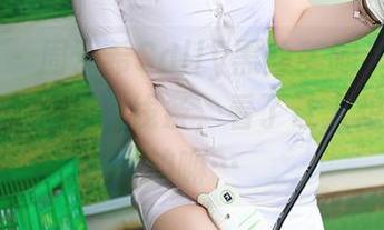 秀人网 – 周于希Sally黑丝美腿圖片，不得不说，这腿型线条，看了让人想不其它的嘛…